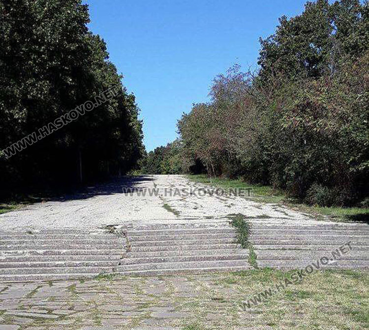 Ето къде в Кенана има по-голяма нужда от ремонт, пише нашият читател