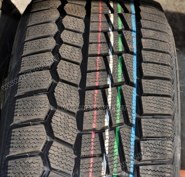 Хасковлии се втурнаха да слагат зимни гуми 