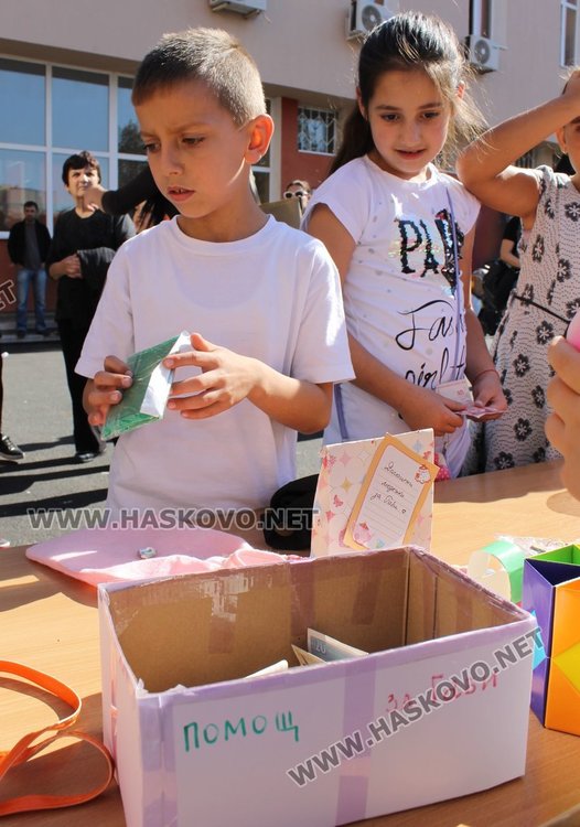 Славейковци набраха за лечението на Габи 7 011 лв.