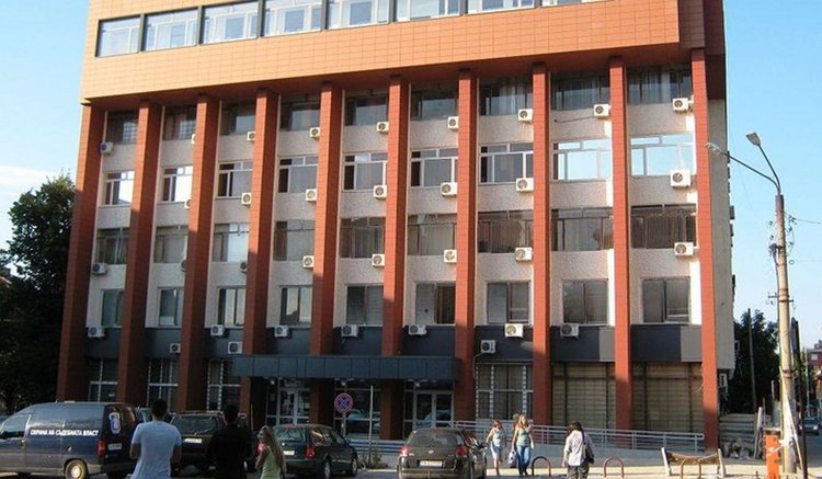 Приведена в изпълнение е осъдителна присъда за перничанка, шофирала дрогирана и предизвикала смърт при катастрофа