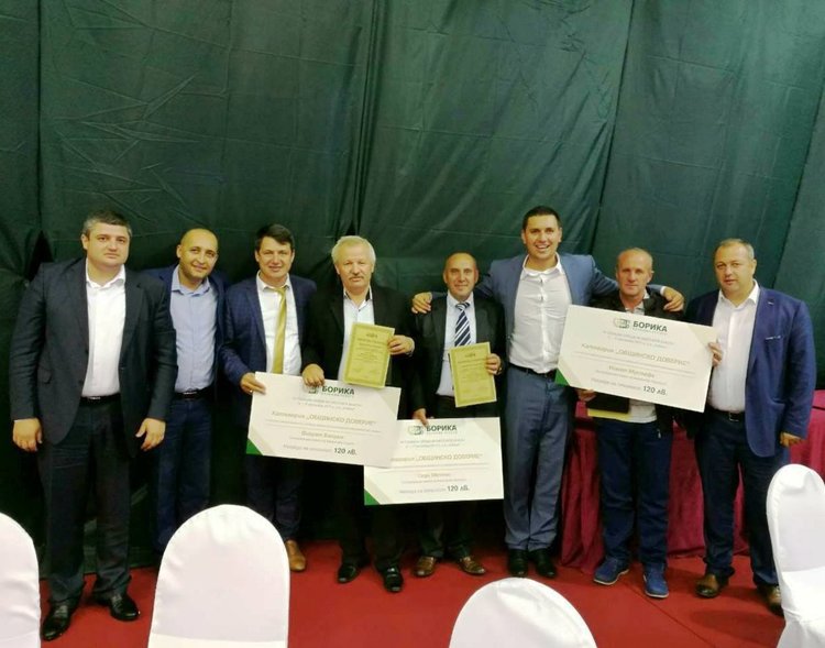 Кметовете на Китница, Русалско и Сухово с отличие от Националното сдружение на общините 