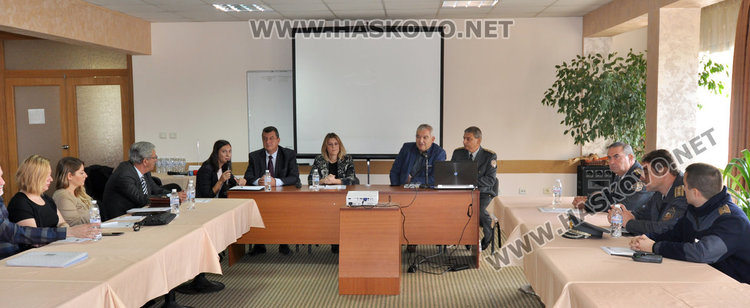 Купуват 3 пикапа и 36 комплекта екипировка за хасковската пожарна