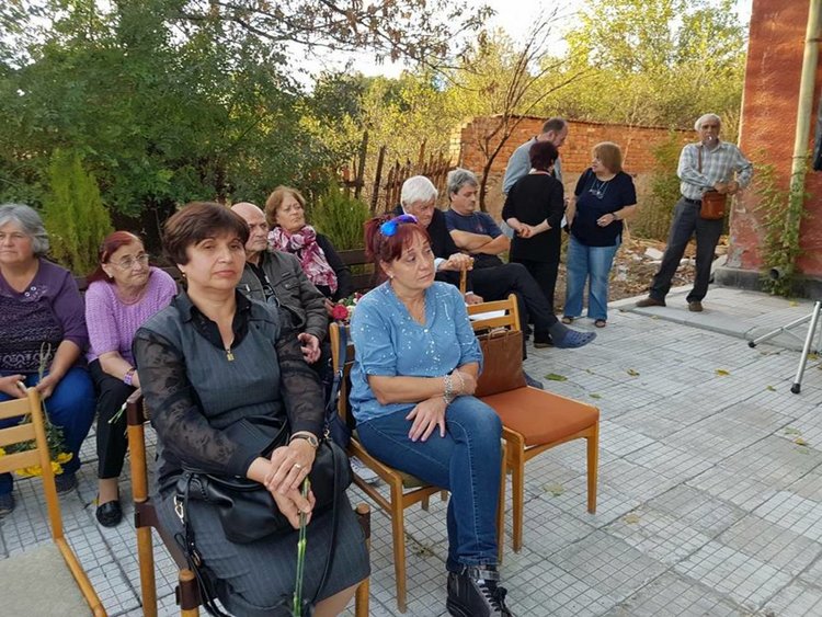 Откриха паметна плоча на поета Кръстьо Кръстев в Длъгнево