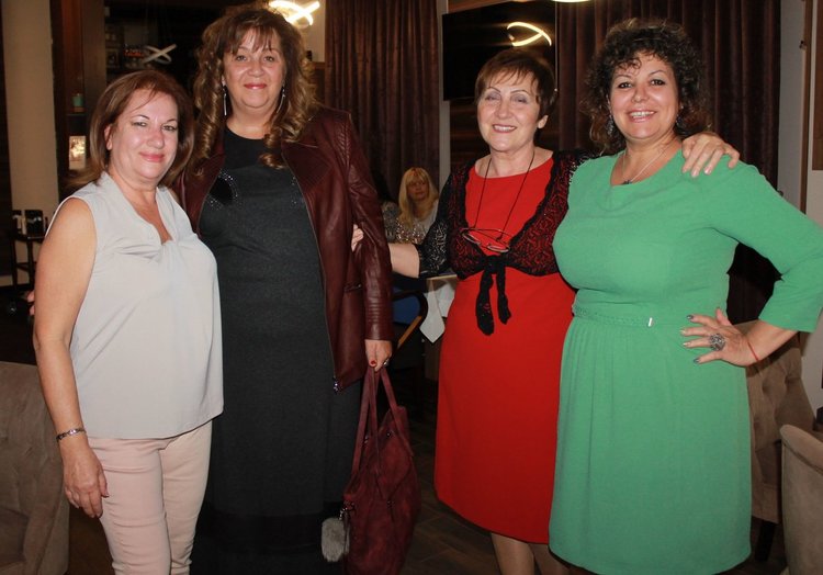 Подпомогнаха лечението на малката Радост по време на 5-годишнината на център "Естетик ТТ"