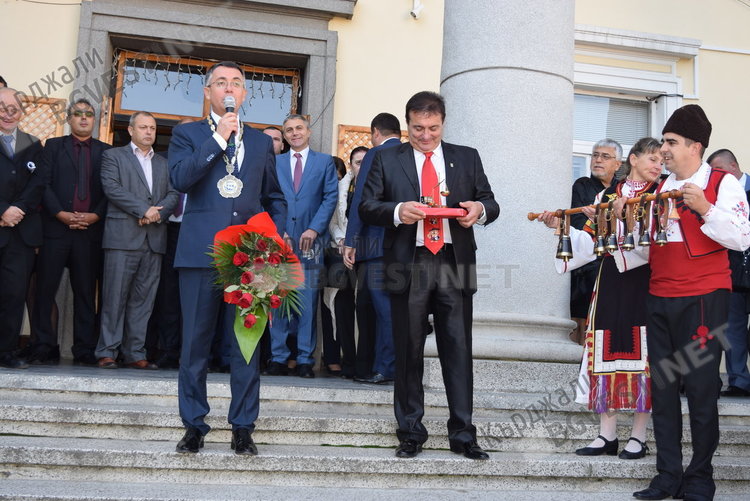 Милко Багдасаров навърши двоен юбилей:2 по 30 години, Кърджали го почита