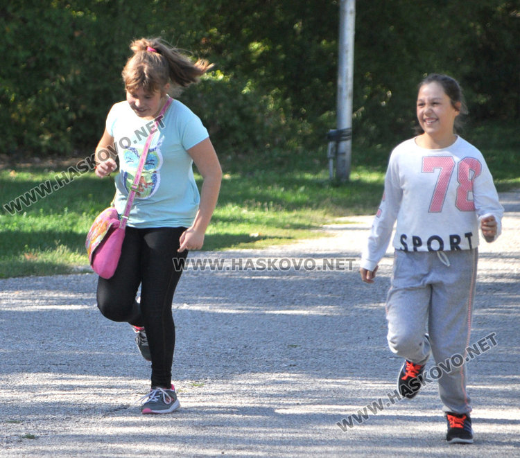 Хасковлии събраха слънчеви лъчи в последните топли дни