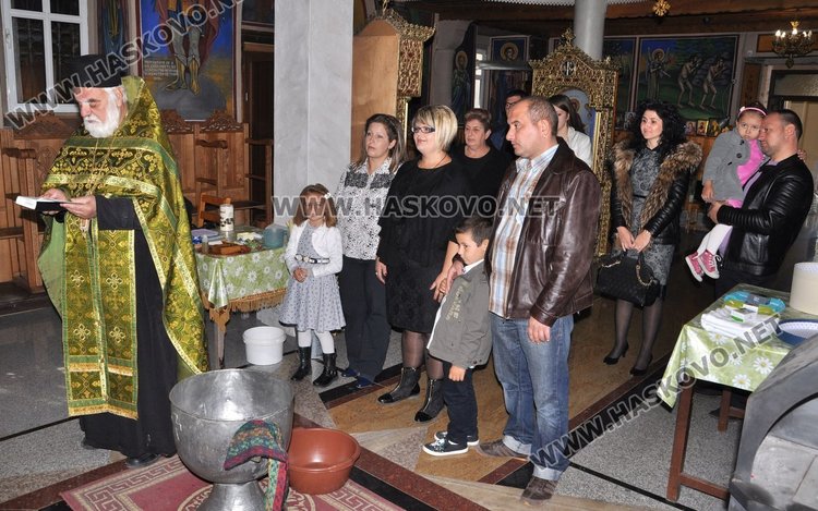 Семейство от Димитровград прие Християнската вяра в един ден