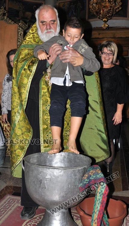 Семейство от Димитровград прие Християнската вяра в един ден