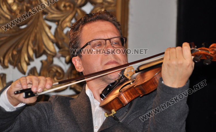 Без лауреат на „Недялка Симеонова”, Ешкенази избра рускиня за майсторски клас