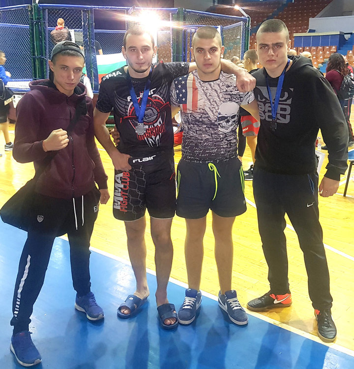 Двама бойци от ММА-Хасково станаха вицешампиони на Балканското