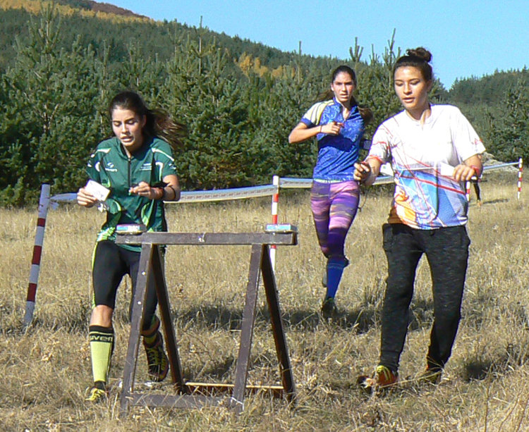 Множество призове за състезателите на „Компас 1994“ в Държавни първенства