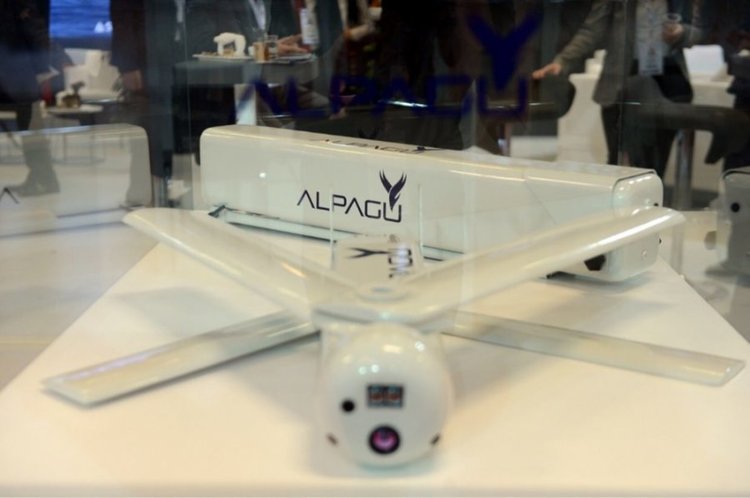 Турция ще произвежда бойни дронове камикадзе (видео)