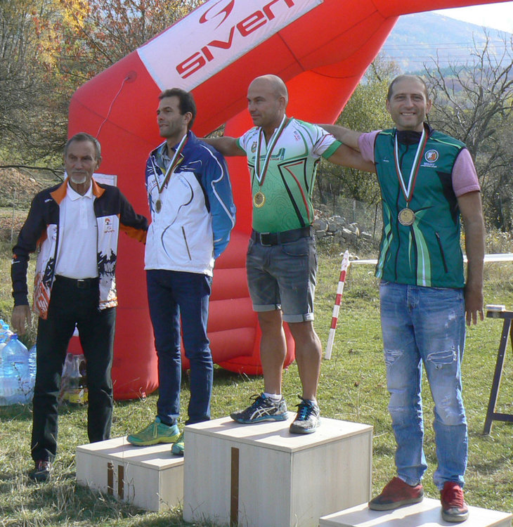 Множество призове за състезателите на „Компас 1994“ в Държавни първенства