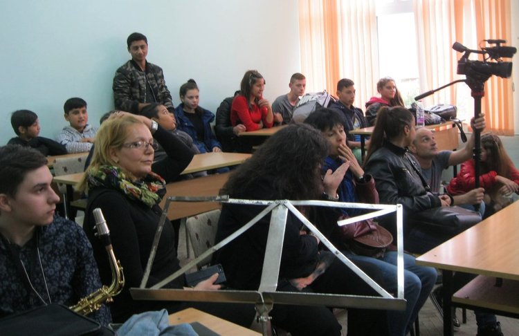 Свириха джаз в СУ "Васил Левски"