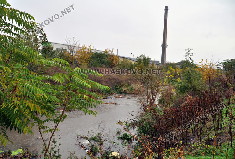 Хасковлийка: Водно бедствие грози Хасково заради затлачено корито на реката 
