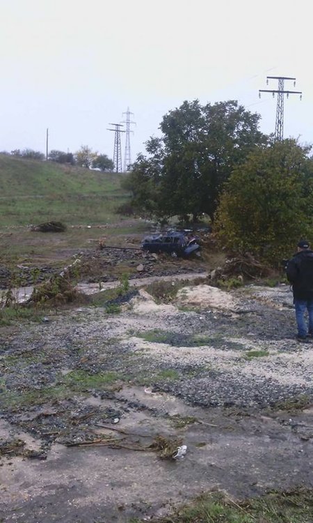 Потоп в Бургас: Трима загинали, язовири преливат