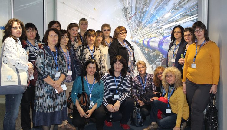 Посещението е по линия на Национална учителска програма за обучение на учители