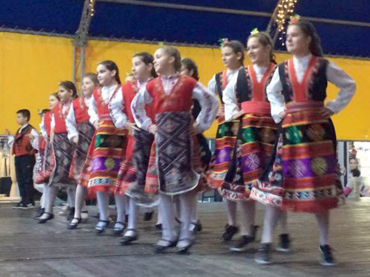 "Китна Тракия“ отбеляза в аванс Деня на народните будители