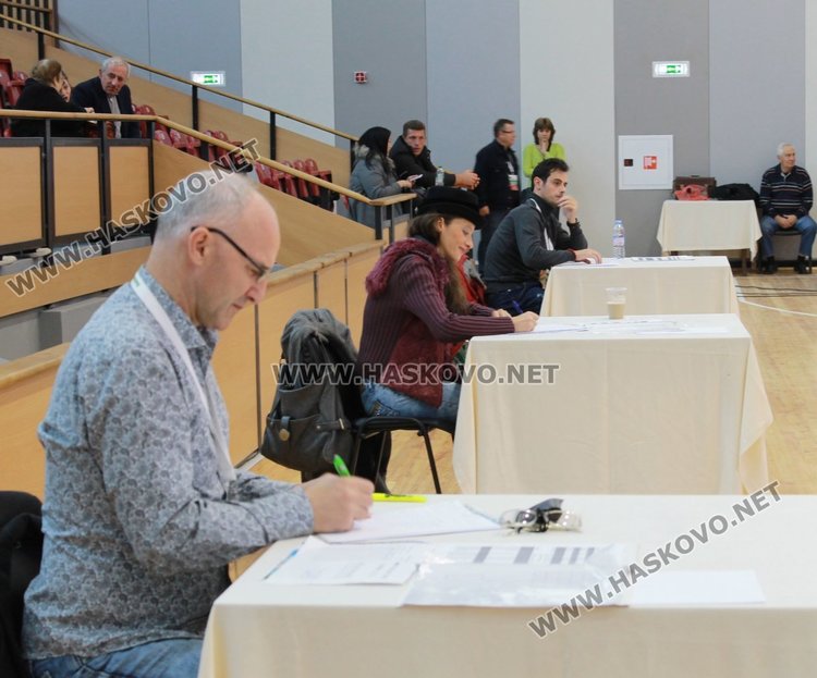 Димитровград посреща 1 000 танцьори в зала "Младост"