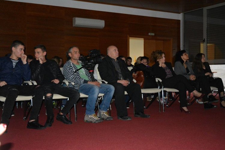 Отчитат ползите от членството ни в ЕС, Харманли очаква ремонт на селските пътища