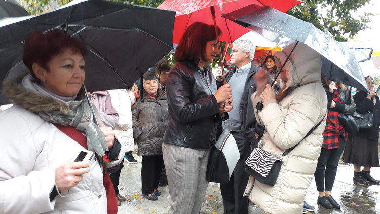 Депутатът д-р Дариткова в Смилян за празника на фасула: Дъждът е символ на берекет