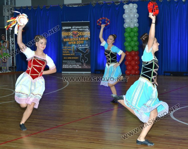 Бенефис на "България танцува": Анабела Крумова се раздели с "Галаксико"