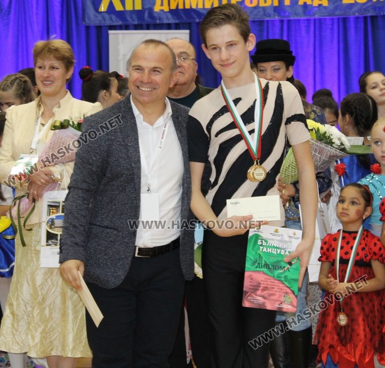 Бенефис на "България танцува": Анабела Крумова се раздели с "Галаксико"