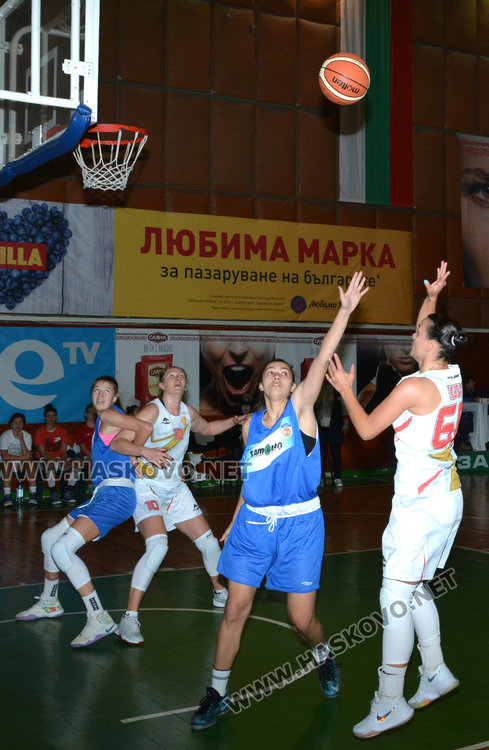 Баскетболистките на Хасково разбиха Рилски спортист с 50 точки разлика