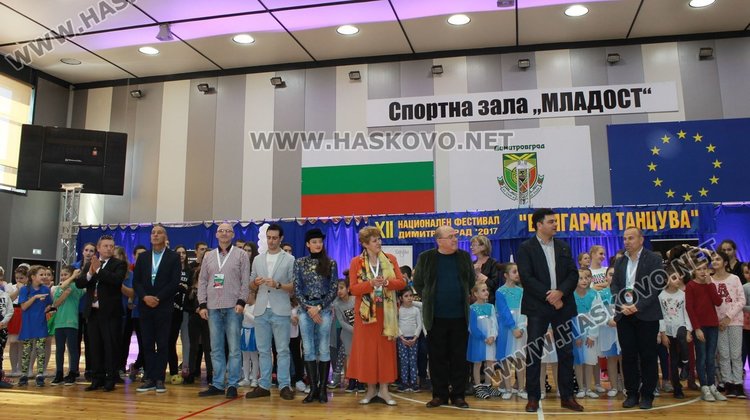 "Галаксико" с купата на кмета Иво Димов от конкурса "България танцува"