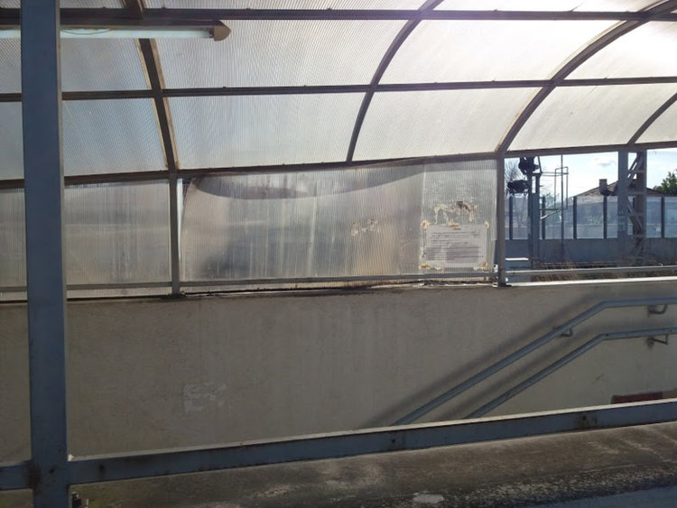 Нова опасност дебне пешеходците в подлеза до автогарата