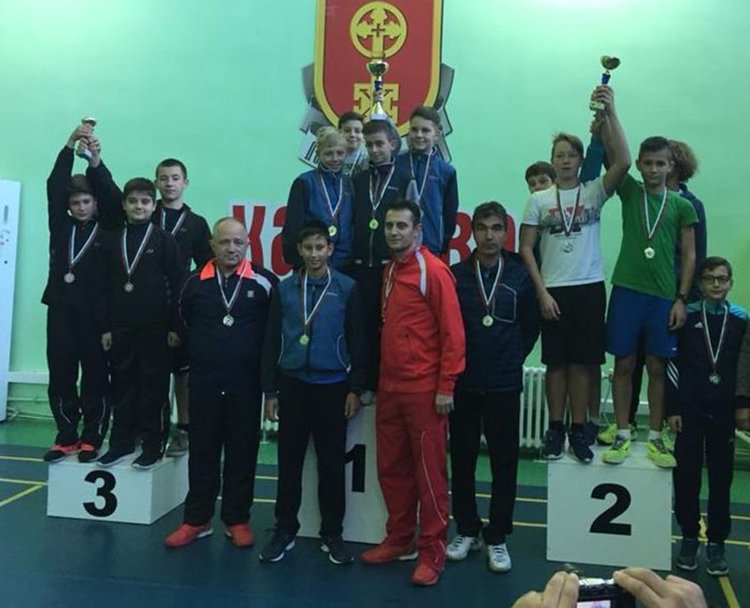 Бадминтонисти от Димитровград спечелиха сребърни медали от държавно първество