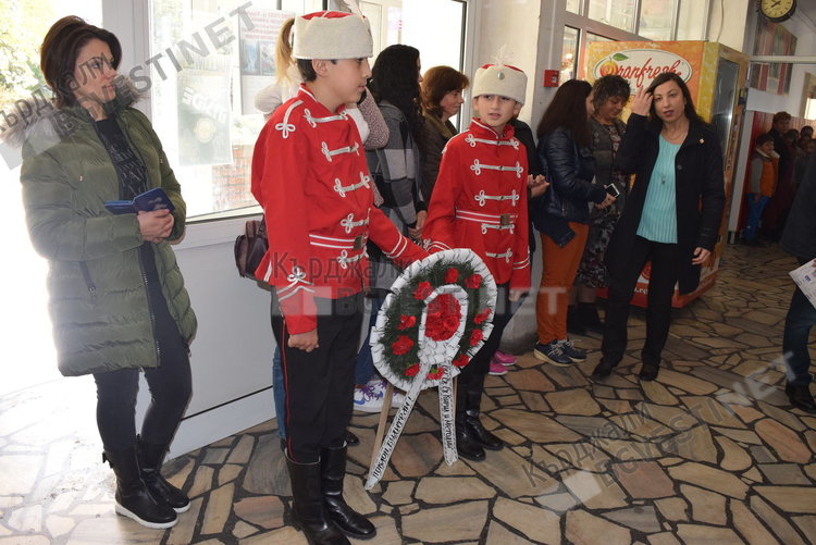Първокласниците на ОУ“Св.св.Кирил и Методий“положиха клетва пред народните будители