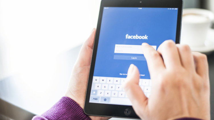 Манипулативни руски публикации във Facebook били показани на 126 млн. потребители в САЩ