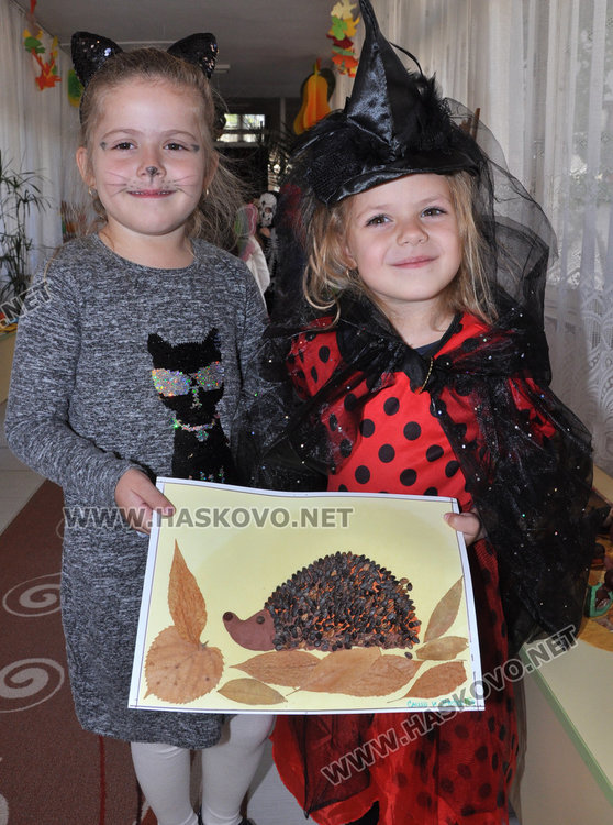 Таралежи и охлюви превърнаха забавачка в есенна гора