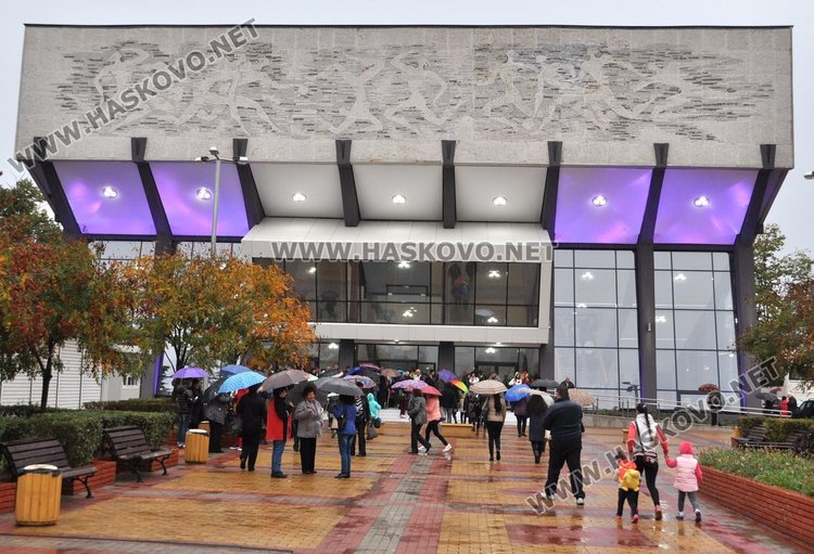 Концертът ще се проведе на 23 ноември от 18:30 часа в зала "Младост"