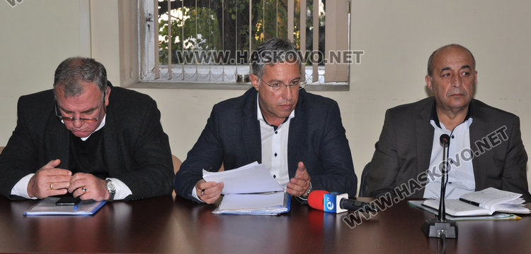 3 тежки машини, моторна шейна и техника с термовизия ще помагат в преспите