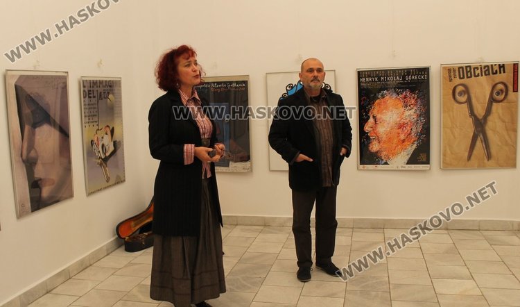 40 плакати представят две изложби в димитровградската галерия "Петко Чурчулиев"