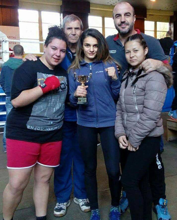 Три хасковски боксьорки станаха шампионки на държавното в Пловдив