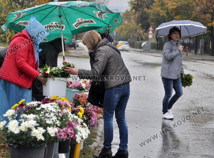 На Архенгелова задушница тачим паметта на загиналите войни за родината