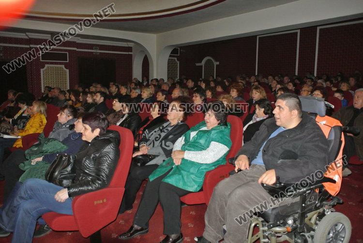 Три изкуства в една магия в Нощта на театрите в Хасково