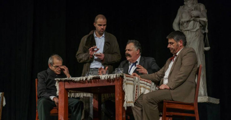 Ивайло Калоянчев играе Бай Ганьо в хасковския театър