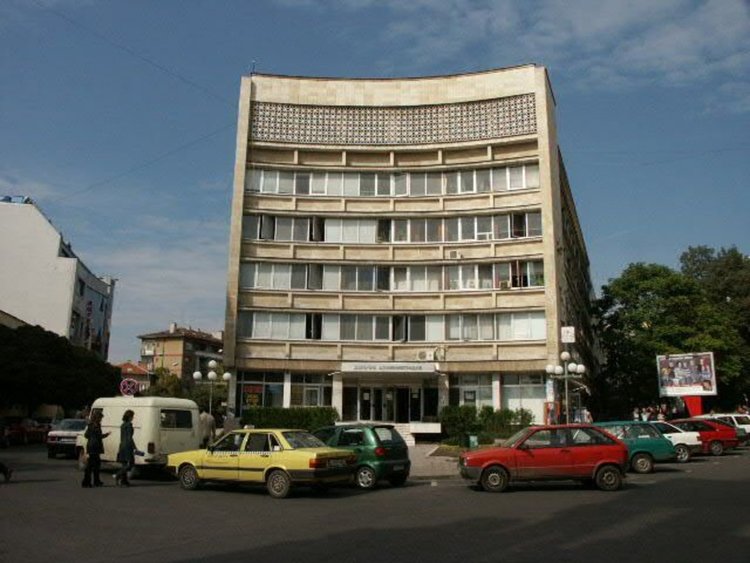 НАП Хасково продава Опел Вектра за 1100 лв. заради неплатени данъци