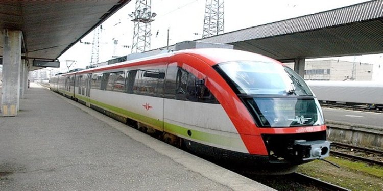 След ремонт за 800 млн. лв.40 минути по-бързо с влак от Пловдив до Бургас