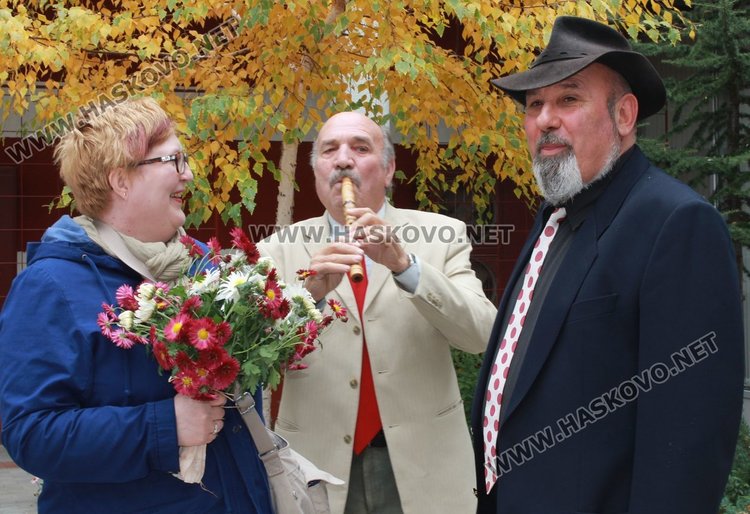 С хляб и сол посрещнаха директор на финландска библиотека в Димитровград