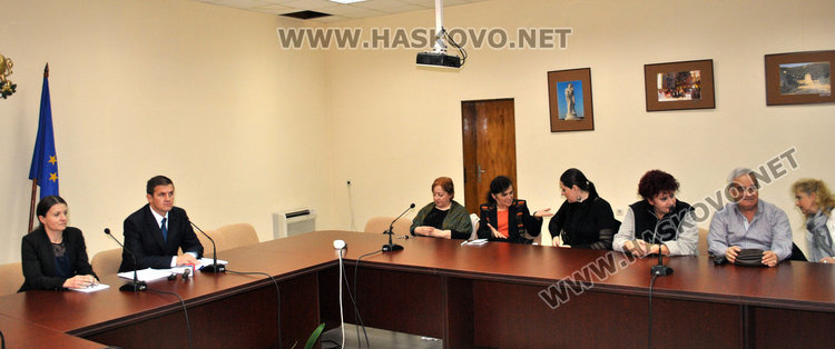 Спортът и културата в Хасково: Кмете, пусни ни парите!