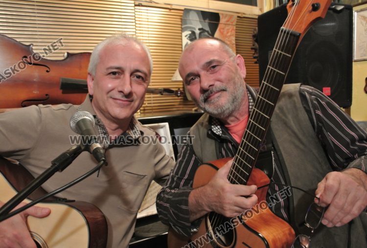 Калин Найденов завъртя колелото на съдбата в новия си албум