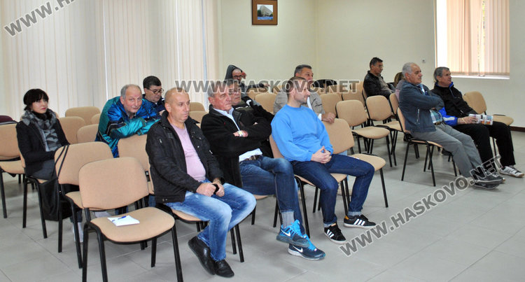 Спортът и културата в Хасково: Кмете, пусни ни парите!