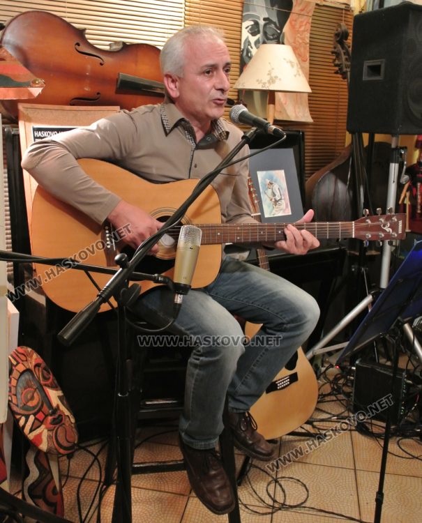 Калин Найденов завъртя колелото на съдбата в новия си албум