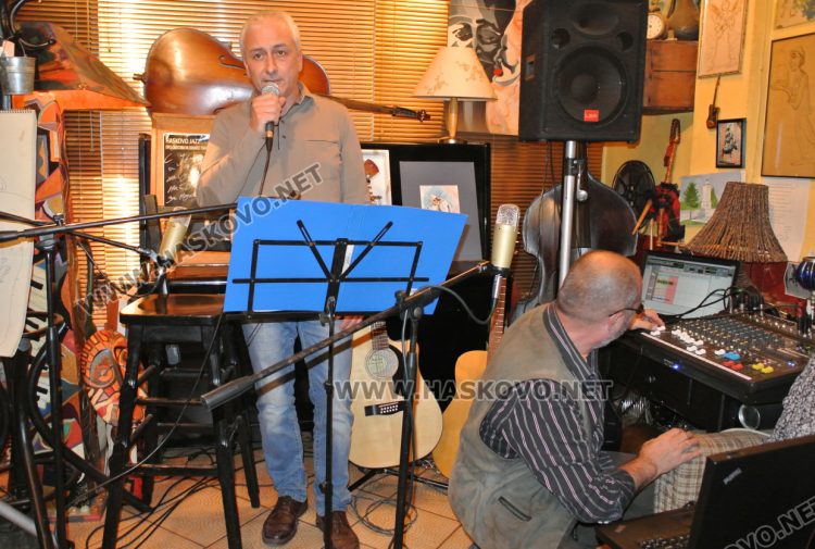 Калин Найденов завъртя колелото на съдбата в новия си албум