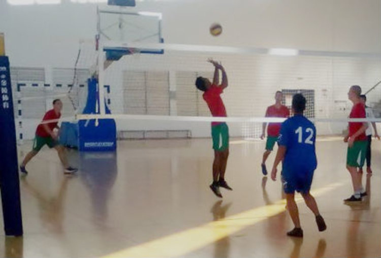 Отборът на ПГСС победи връстниците си от Перущица